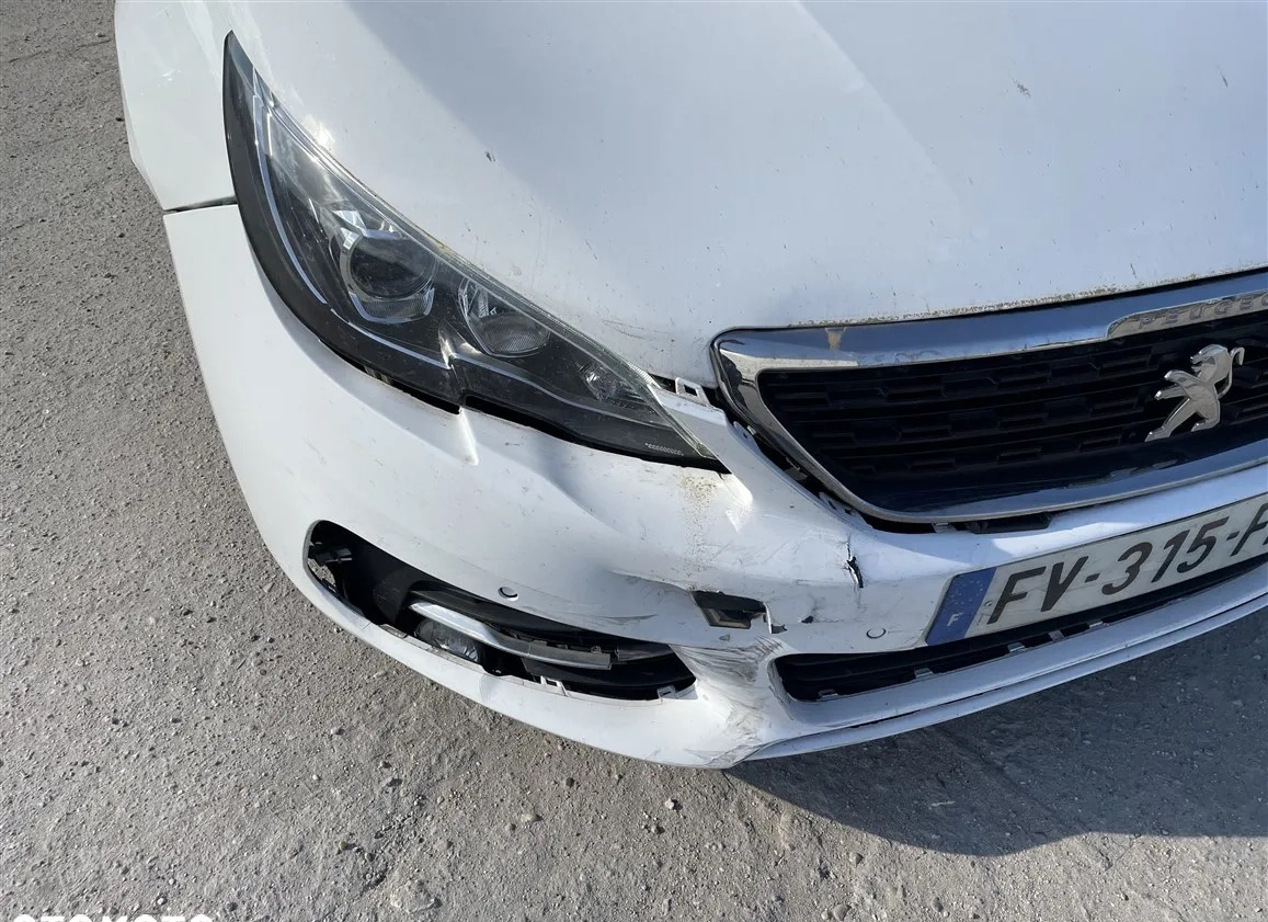 Peugeot 308 cena 33750 przebieg: 68000, rok produkcji 2020 z Wyrzysk małe 529